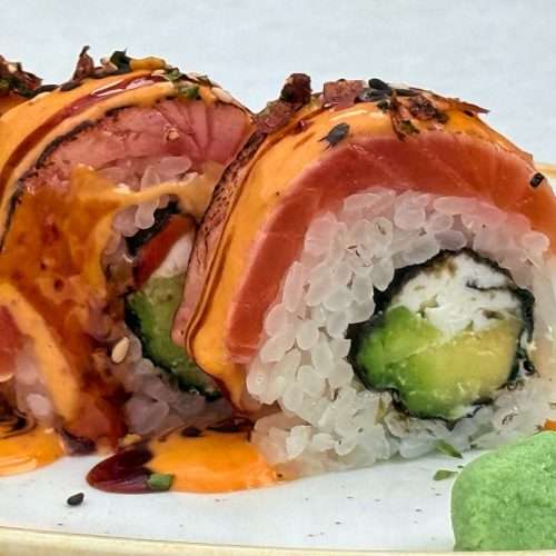 Maki de salmó flamejat...